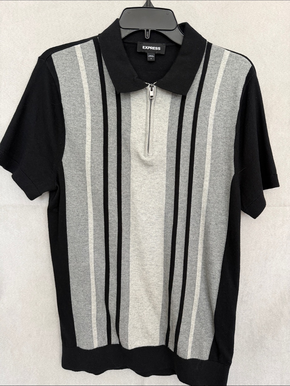 LIKE NEW! Express Men’s Black and Gray Vertical Stripe Zip Polo